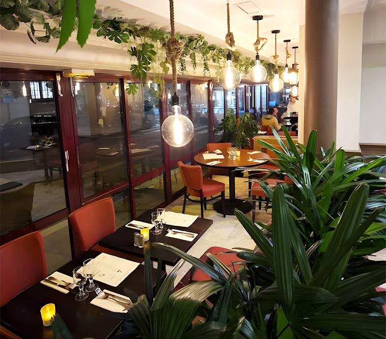 Le Café Du Palais De Justice - Restaurant à Versailles